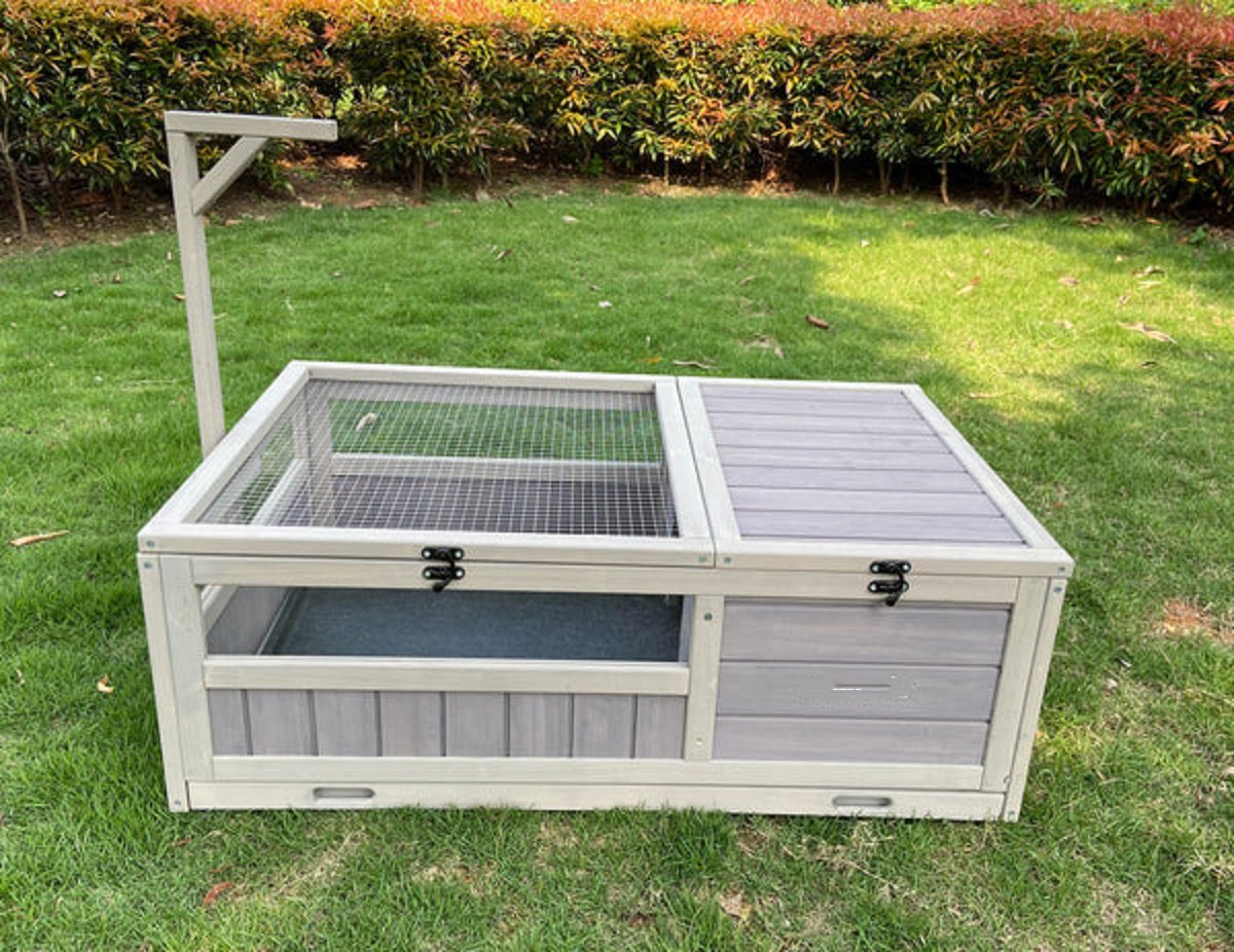 Wooden Tortoise House Large Tortoise Part No.: STH Upgraded Weatherproof Code 41