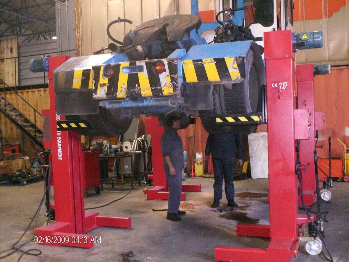 TRUCK/BUS HOIST MOBILE COLUMN Part No SMCL175-4 Code No. 13
