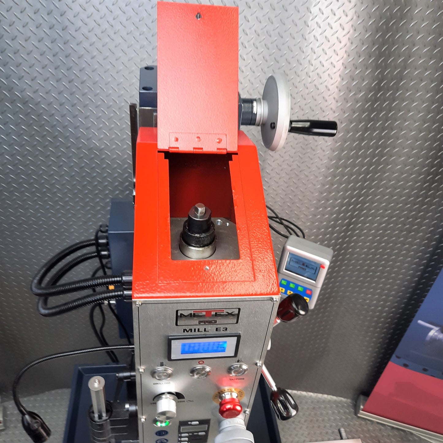 Milling Machine Direct Drive Variable Speed 1500w Motor Part No.: SMILL-E3 C4