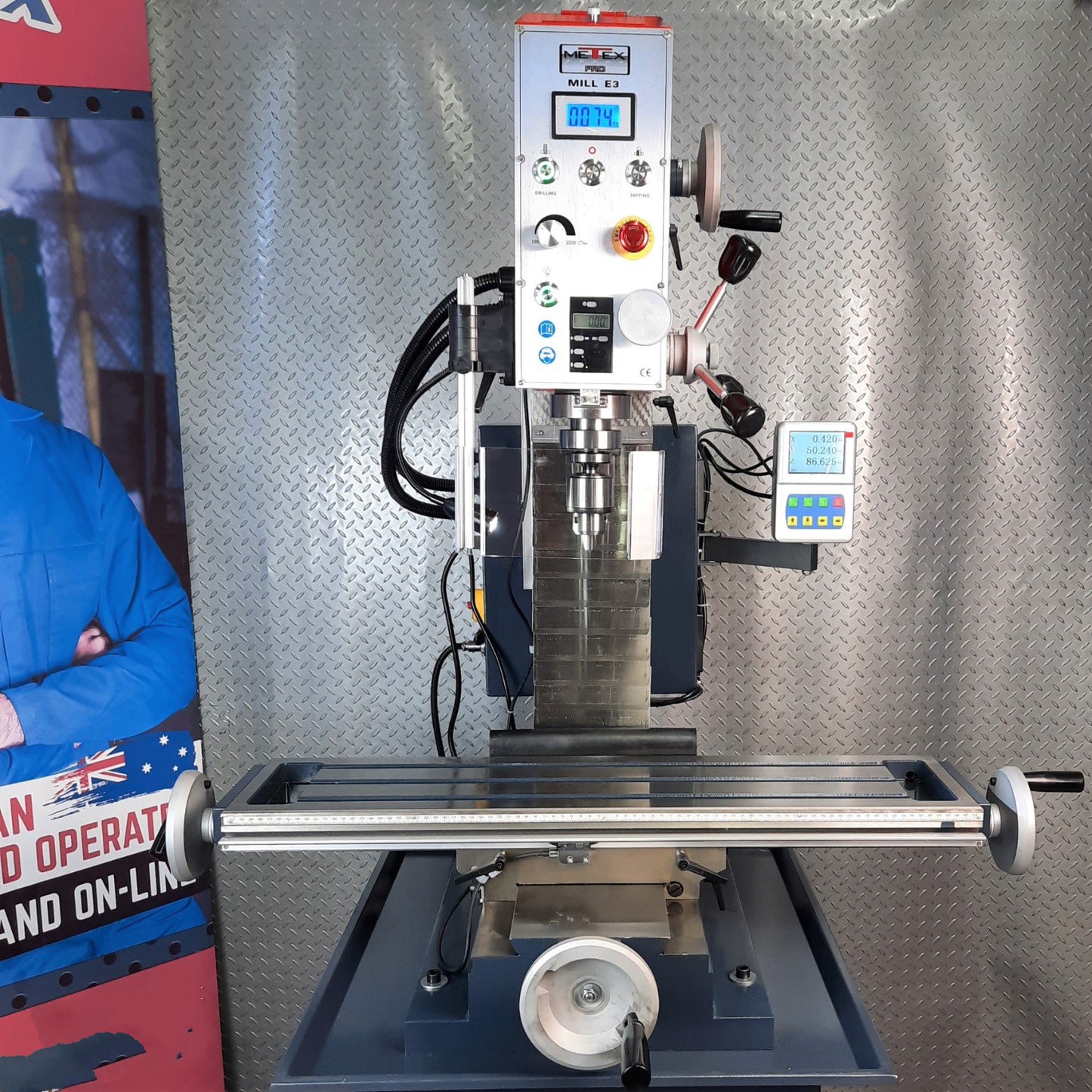 Milling Machine Direct Drive Variable Speed 1500w Motor Part No.: SMILL-E3 C4