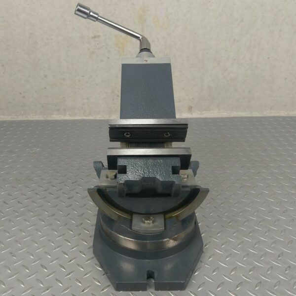 MILLING MACHINE Vice 125mm 3 Axis S/Base 3 Way Tilt Part No.: SMV125 Code No. 4