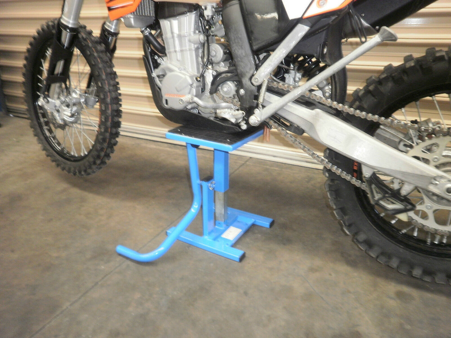 MOTORCYCLE LIFT STAND, MOTO X DIRT BIKE LIFT STAND Part No.: RMC9103 Code 10